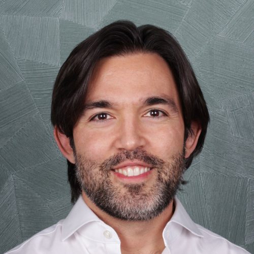 Dr Ali Daftari, Specialist Periodontist