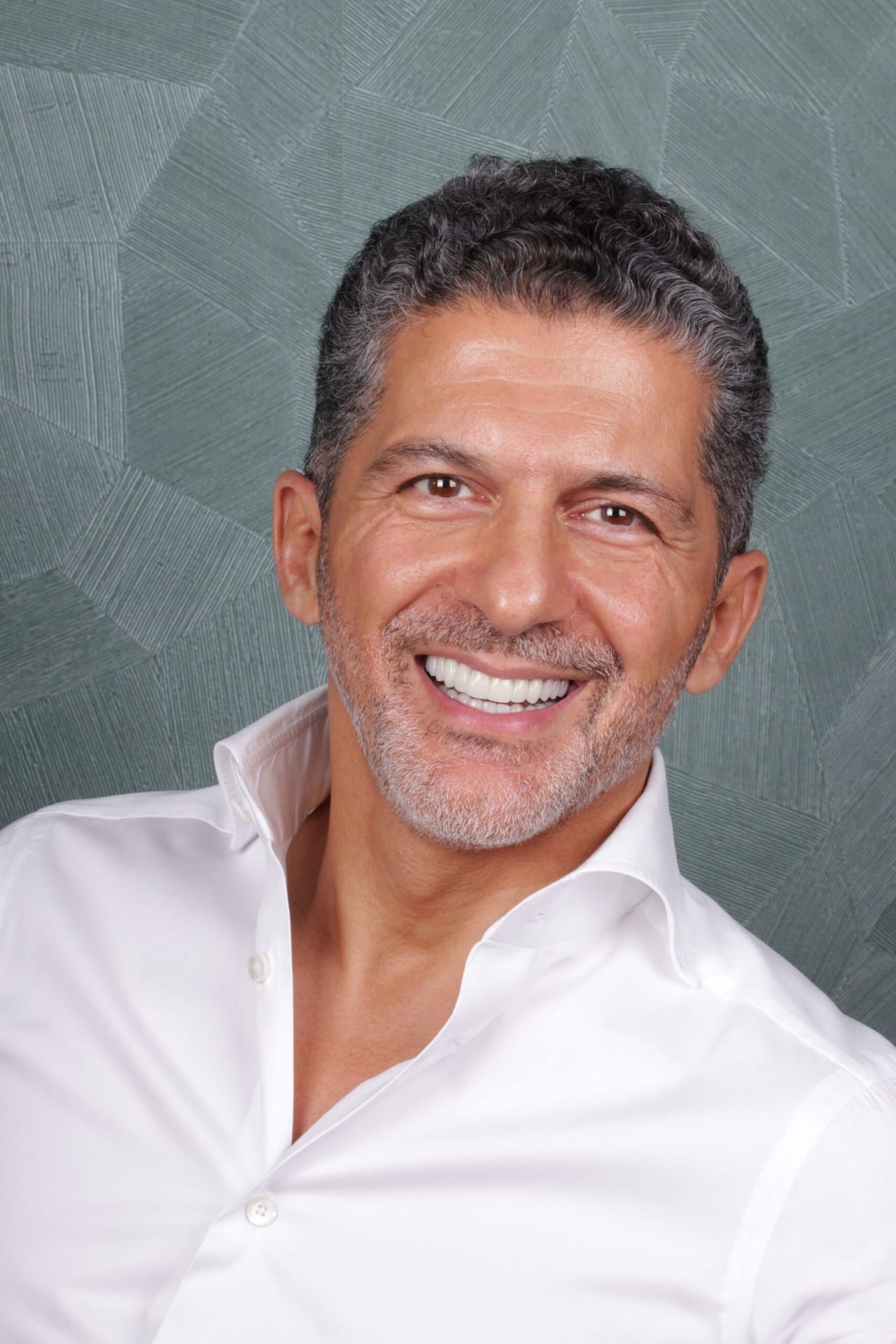Dr Omid Sobhani, Principal Dentist and Clinical Director